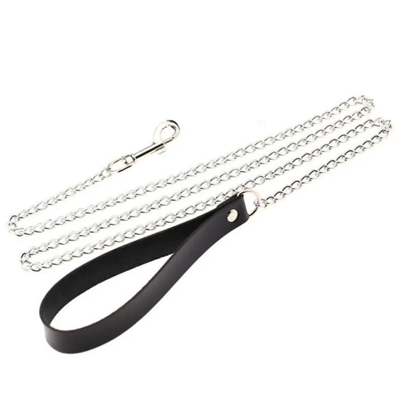 Elegant Spike Leather Choker Necklace for Women - Gothic Punk Jewelry for Parties and Festivals